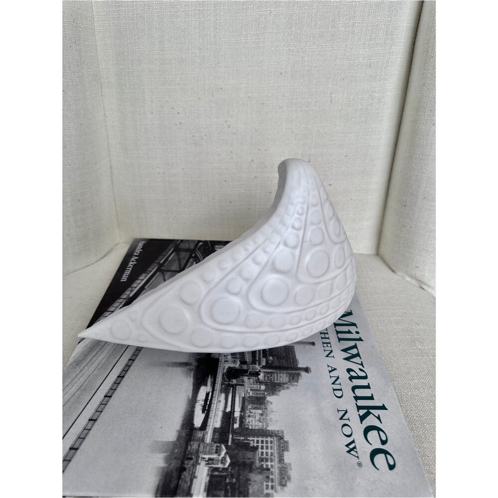 Jonathan Adler Menagerie Medium Teardrop Bird Figurine White Ceramic Matte - Picture 3 of 9